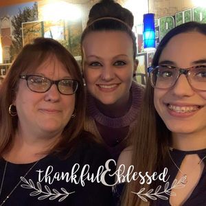 Meet your Posher, Sandi